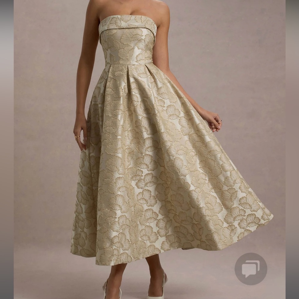 Club L London | Zuma | Gold Metallic Jacquard Dress